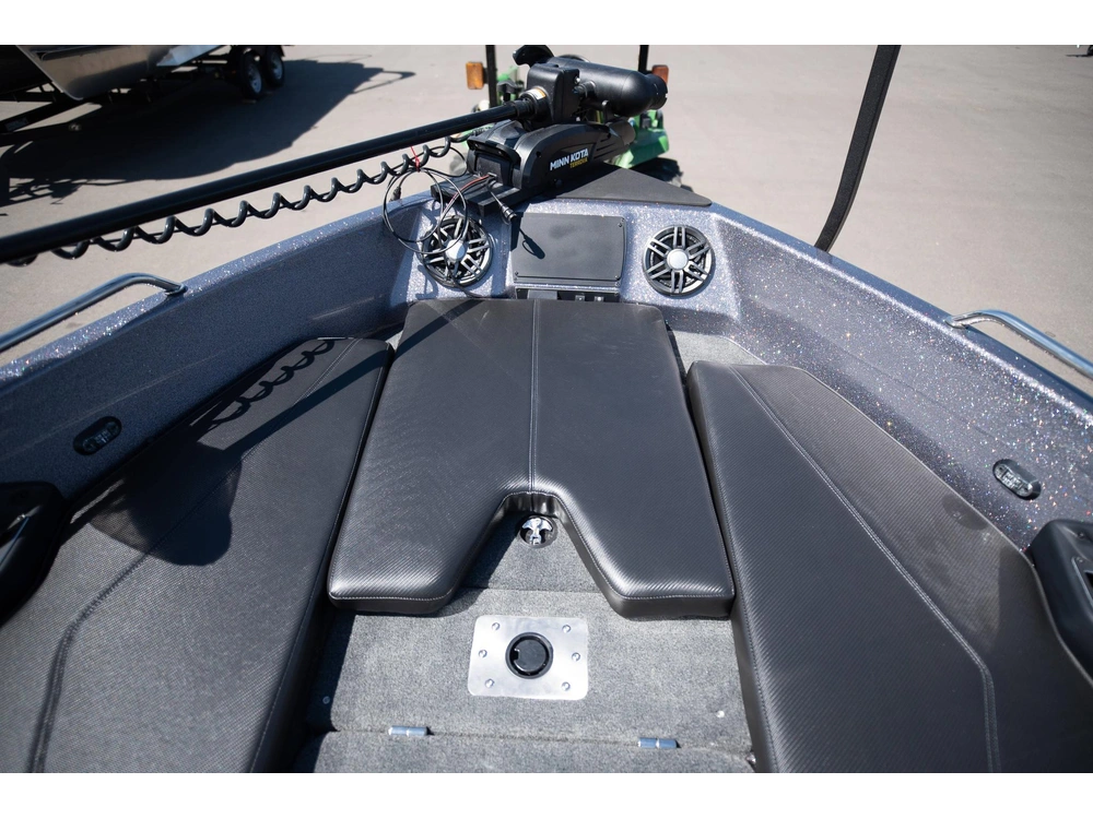 2025 Skeeter Products Solera 189 alt