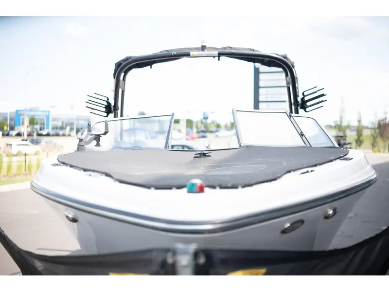Glastron GT225 2013