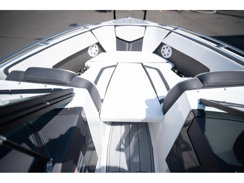 2024 Monterey Boats 218ss Bowrider alt