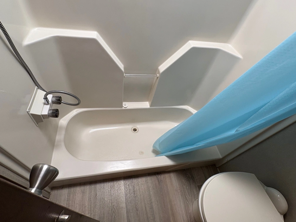 2017 Dutchmen Denali 335 Rlk alt