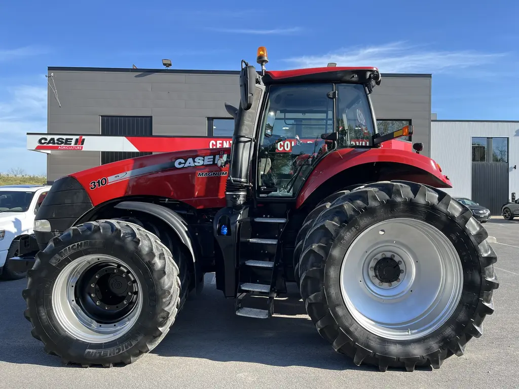 2017 Case IH Magnum 310