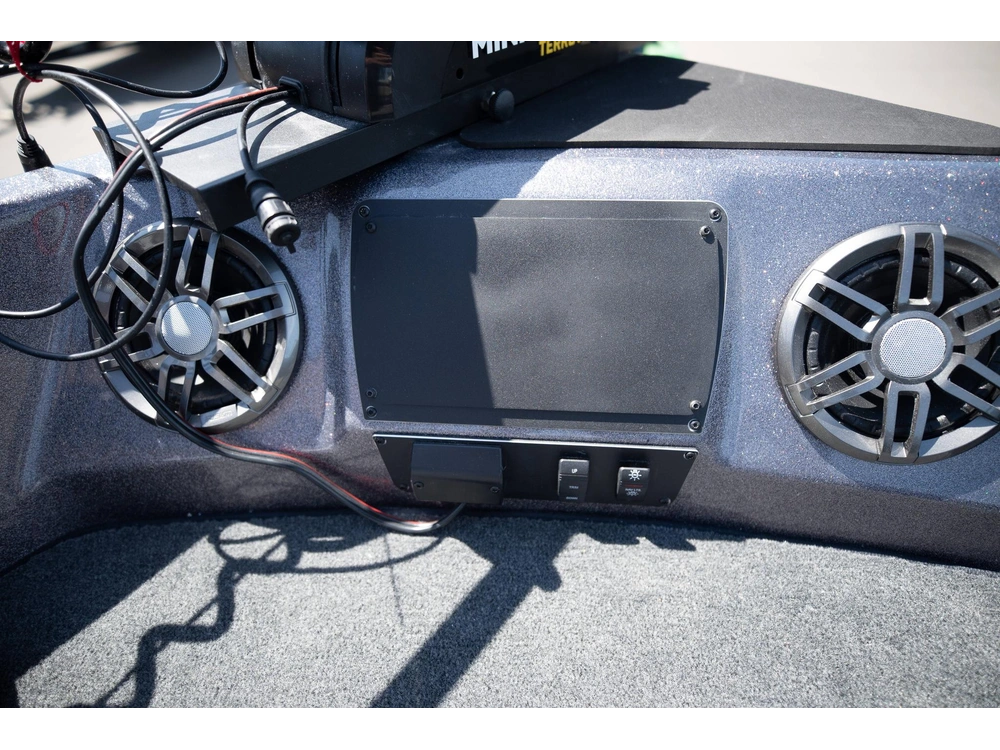 2025 Skeeter Products Solera 189 alt