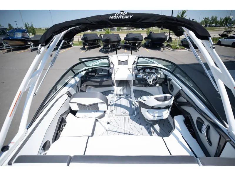 Monterey Boats 218SS BOWRIDER 2024