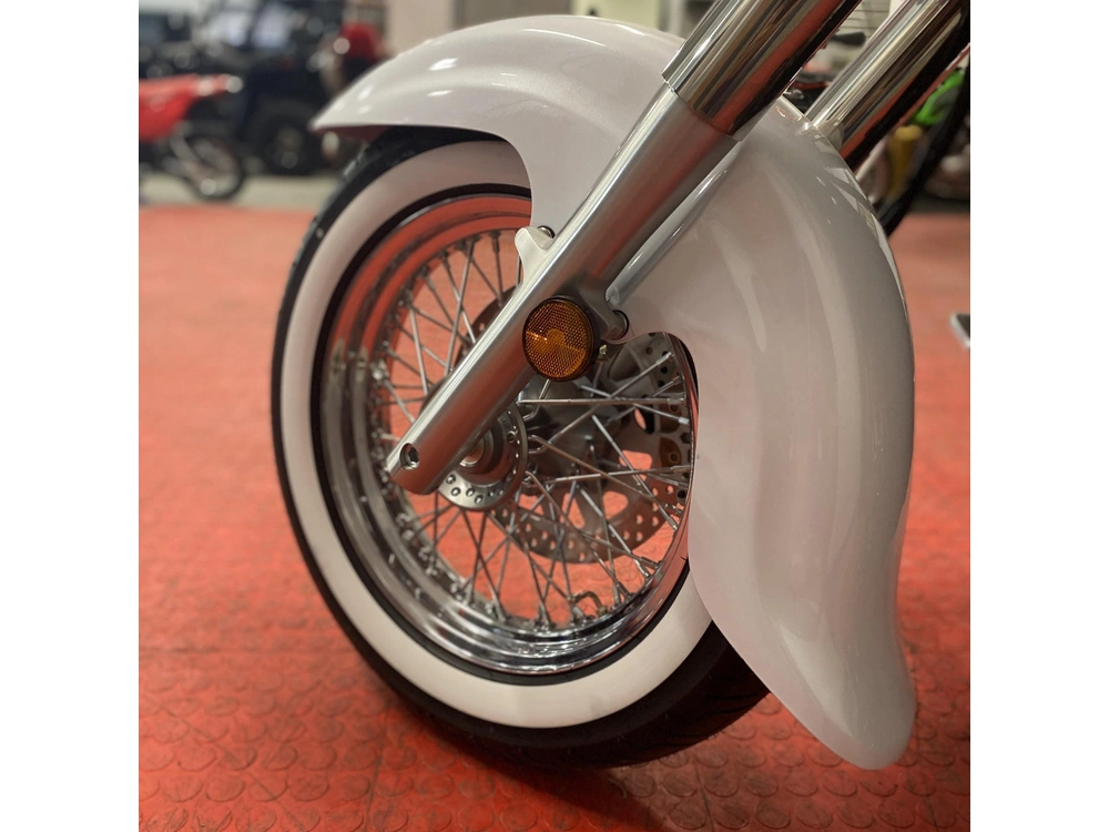 2025 Suzuki Boulevard C50 alt