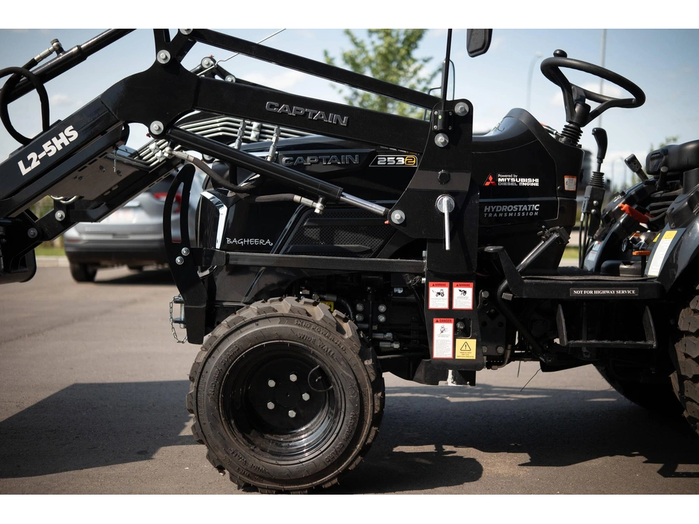 2025 Captain 2532 alt