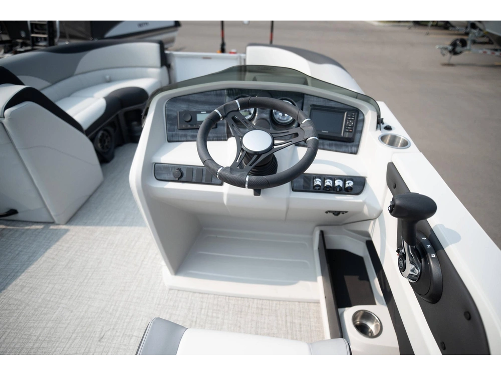 2025 Legend Q-series 23 Ql alt