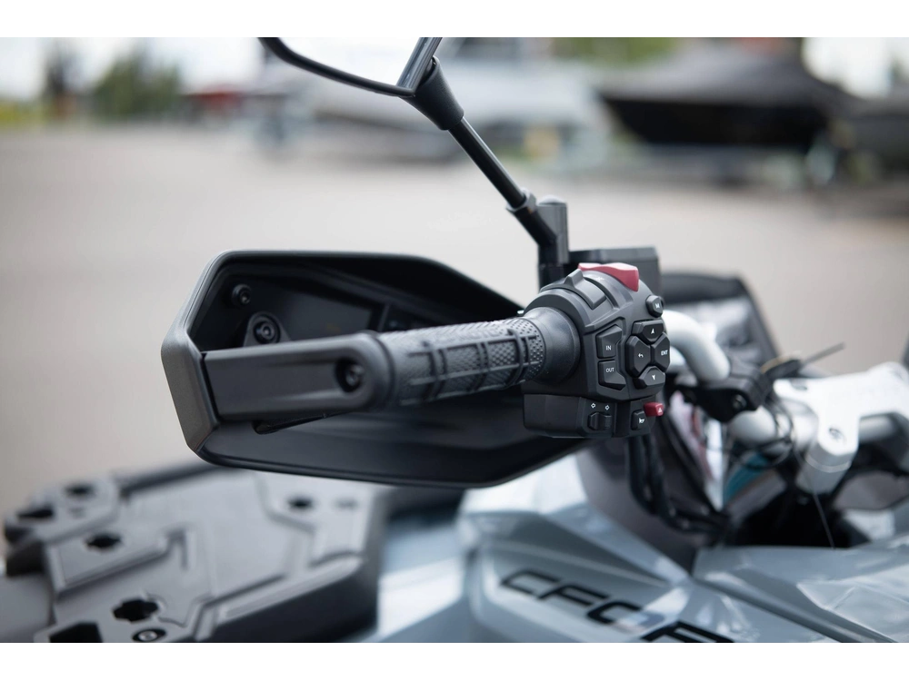 2025 Cfmoto Cforce 1000 Touring alt