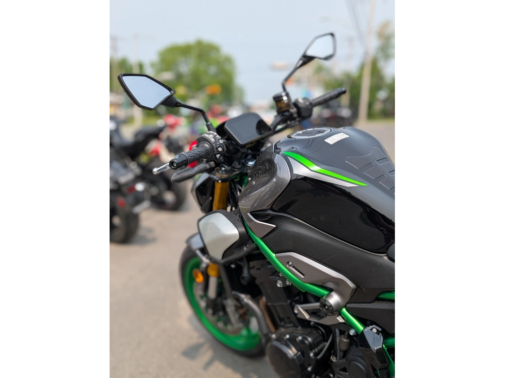 2025 Kawasaki Z900 Se Prix Détail 13 994$| 🏍 Roadster Se Suspensions Öhlins Freins Brembo Alternatives Ducati Monster 🏍 | alt