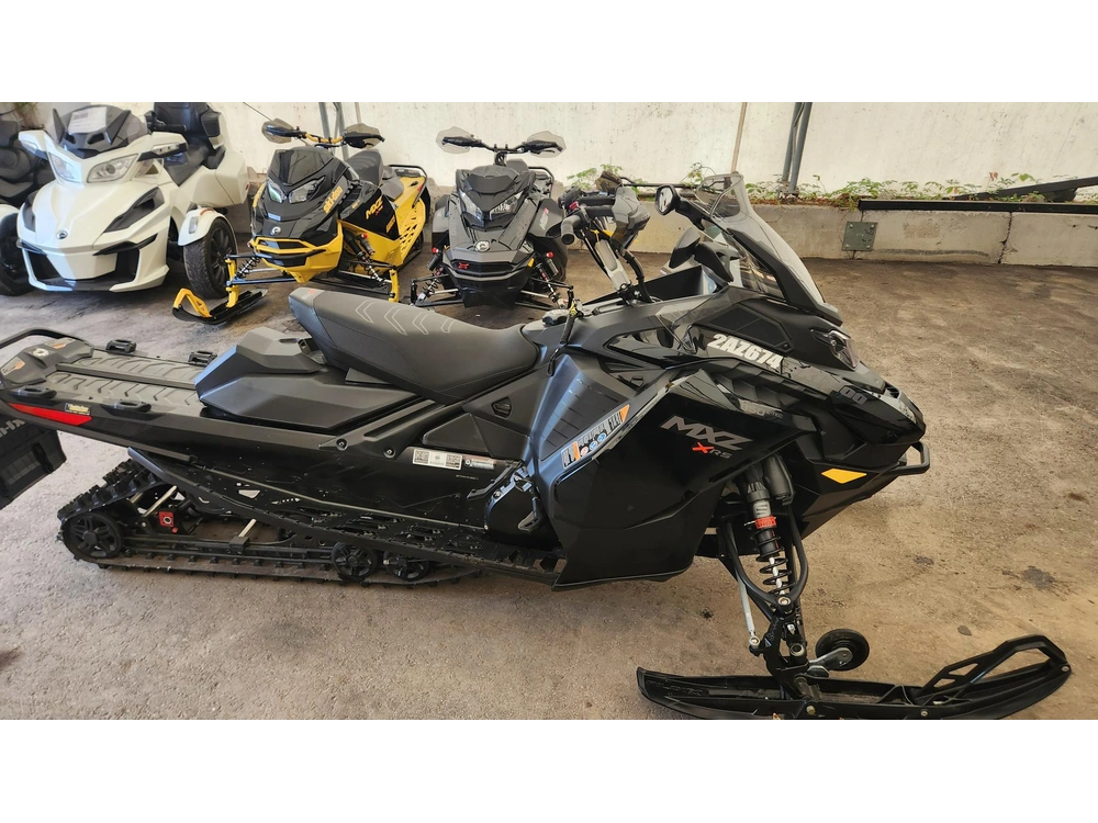 2024 Ski-doo Sm Mxz Xrs 850 137 10.25, Ss alt