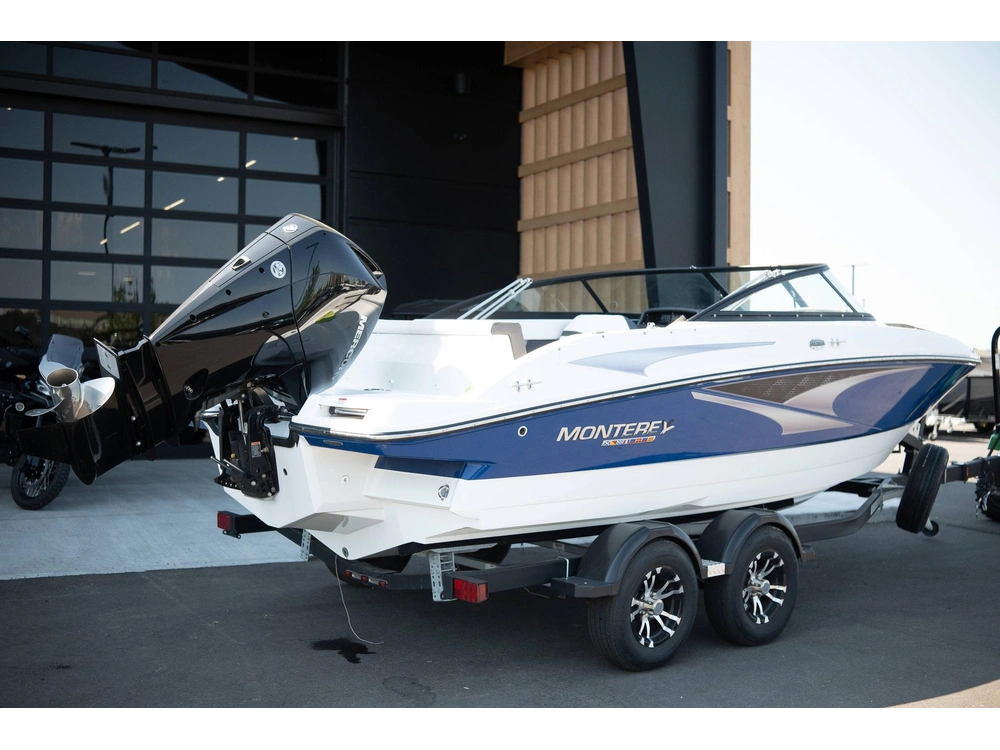 2023 Monterey Boats M205 Bowrider alt