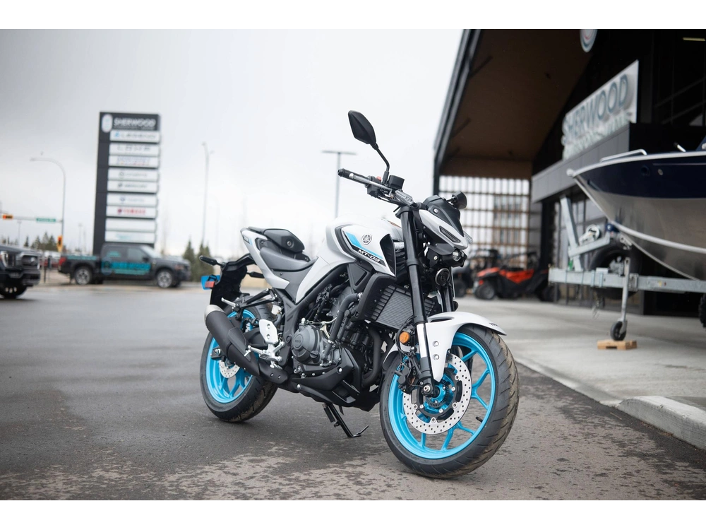 2025 Yamaha Mt-03 alt