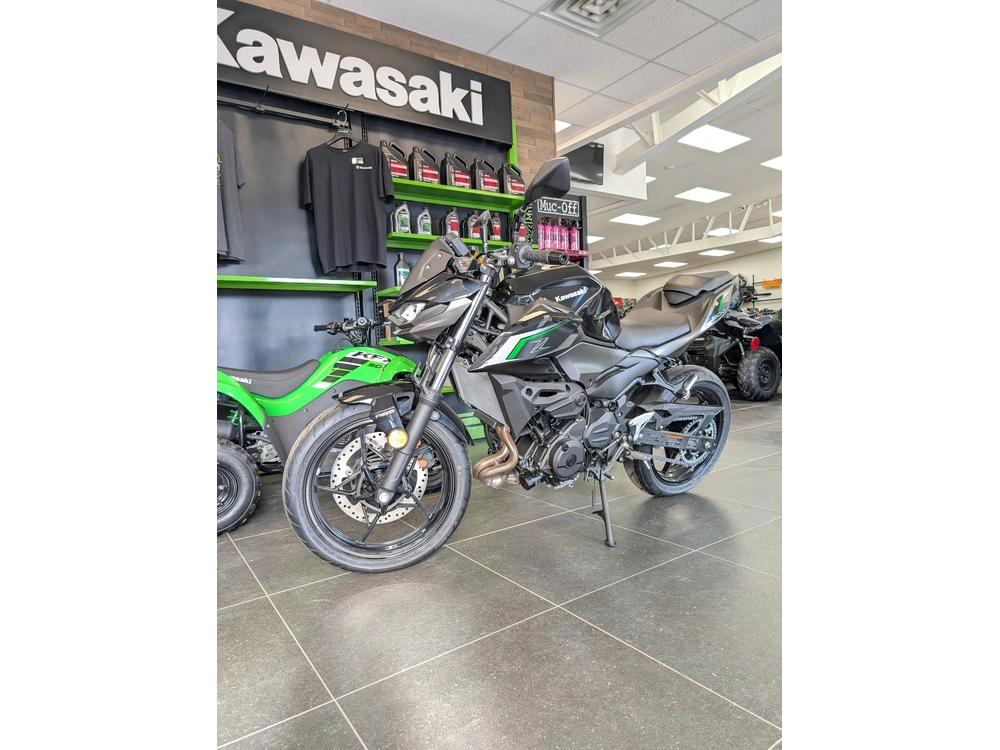 Kawasaki Z500 | 🌿 Moto Accessible A2 451 Cc Alternatives Cb500 Hornet Speed 400 🌿 | 2024 alt