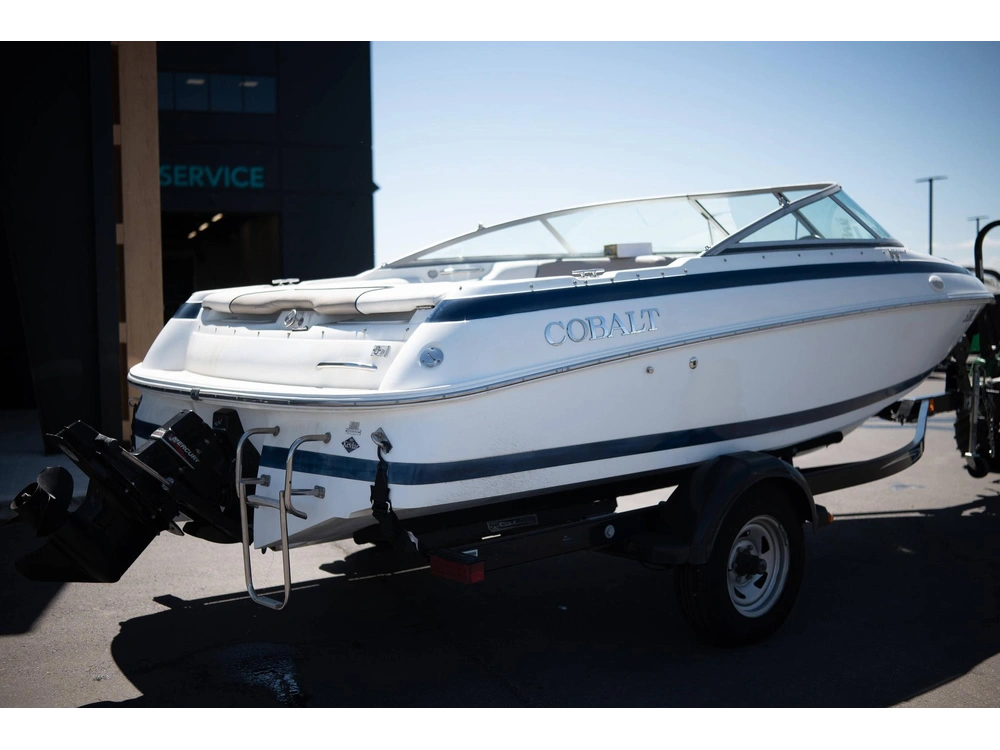 2001 Cobalt Boats 190 alt