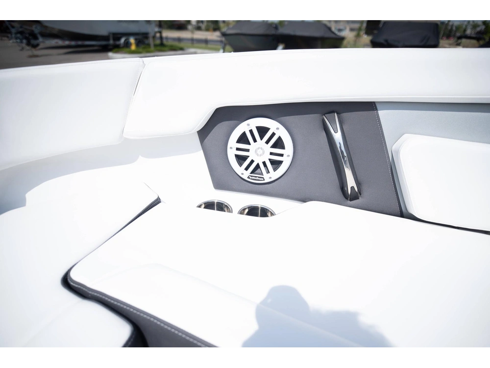 2024 Monterey Boats M20 Bowrider alt