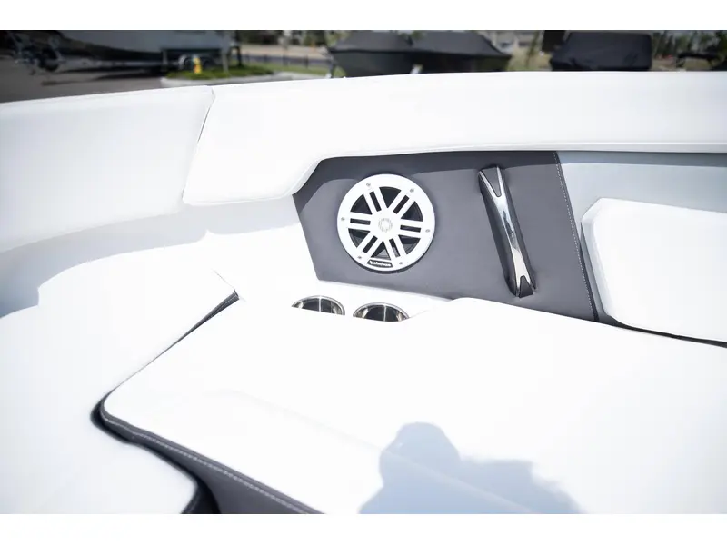 2024 Monterey Boats M20 BOWRIDER thumbnail 18