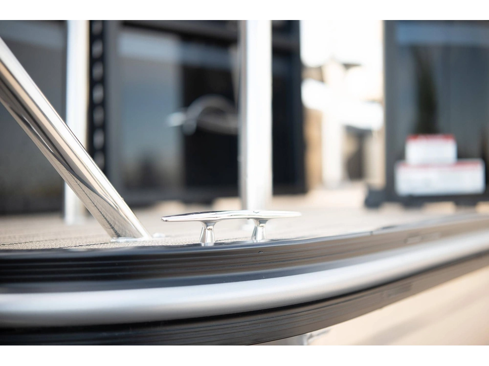 2025 Suncatcher Select 20f alt