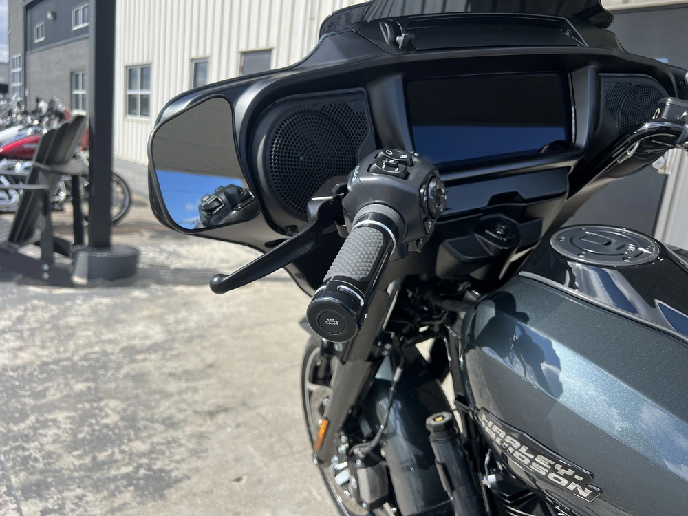 2025 Harley-davidson Street Glide alt