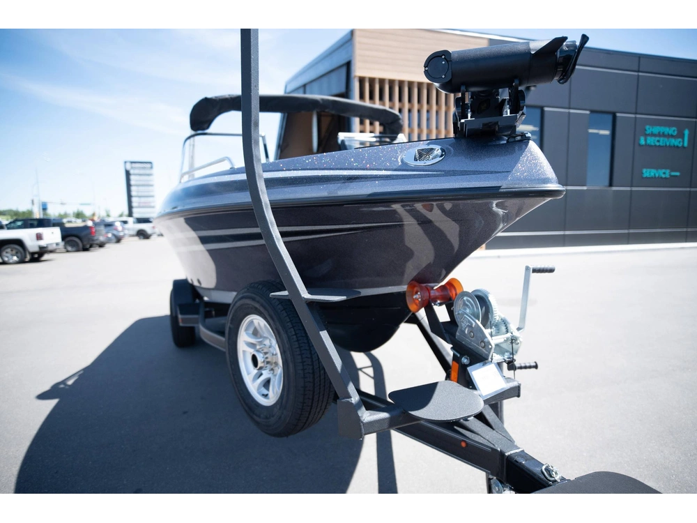 2025 Skeeter Products Solera 189 alt