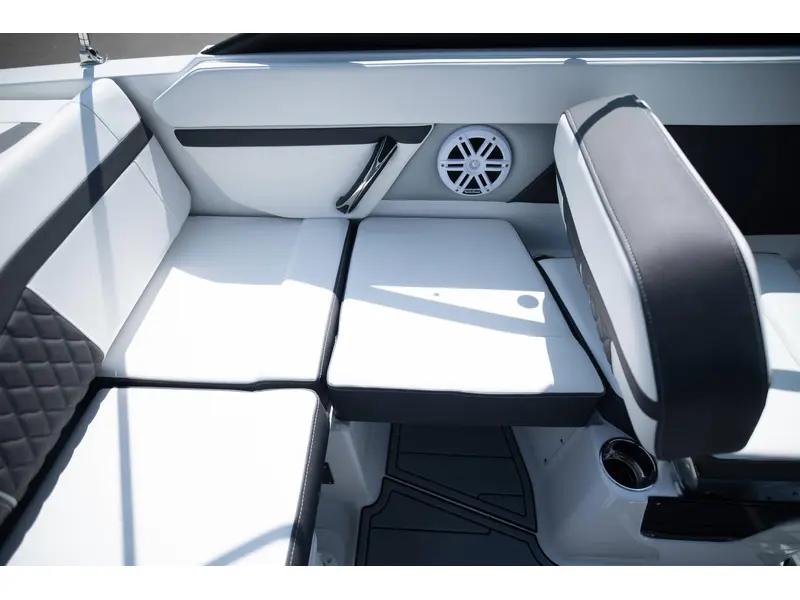 2024 Monterey Boats M20 BOWRIDER thumbnail 31
