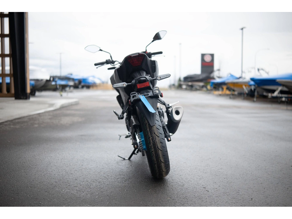 2025 Yamaha Mt-03 alt