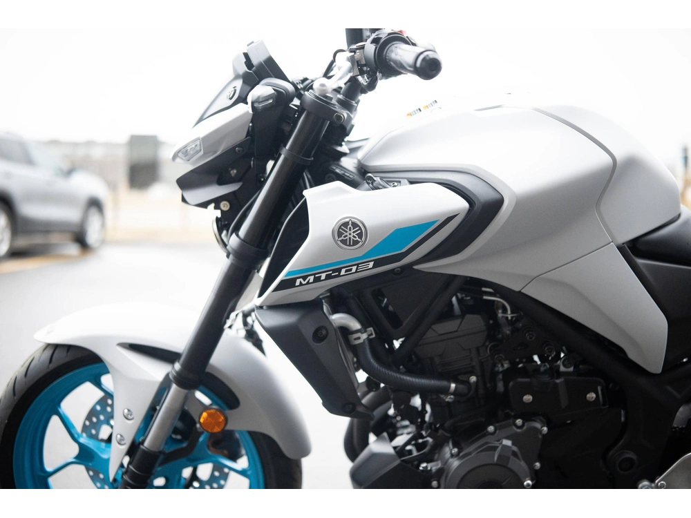 2025 Yamaha Mt-03 alt