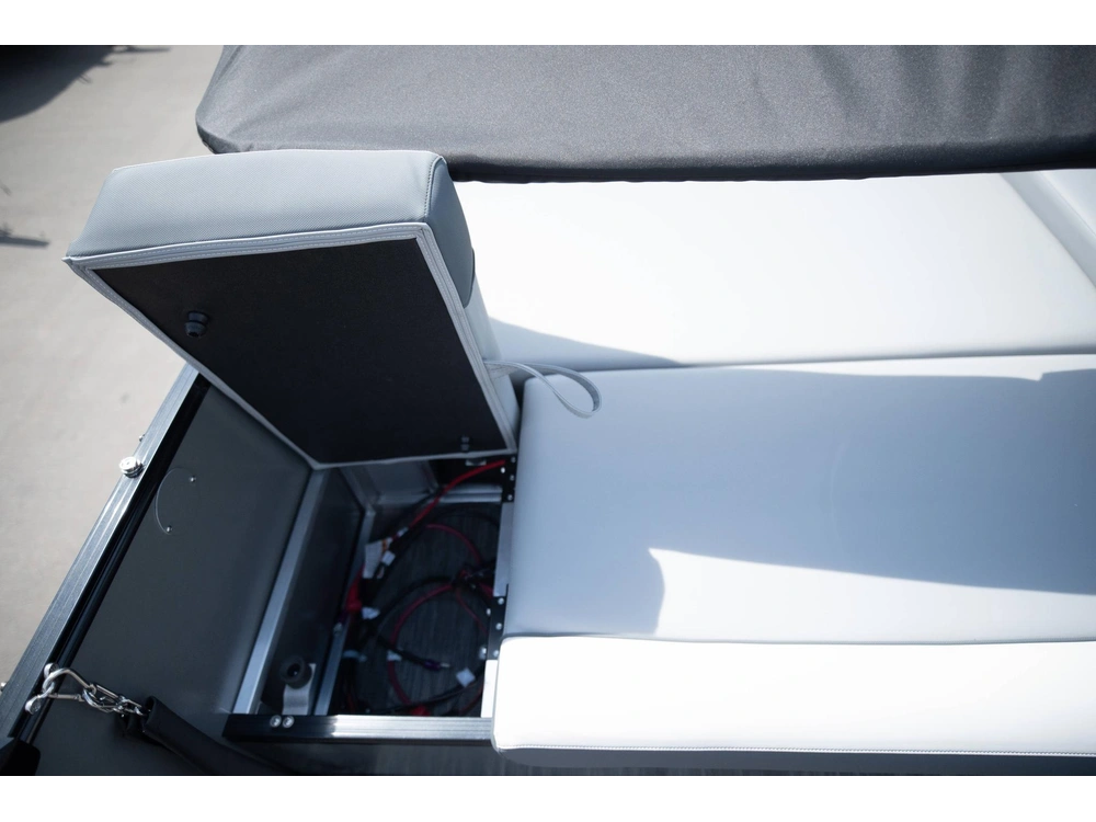 2025 Legend Vetta Levata 23 Crl alt