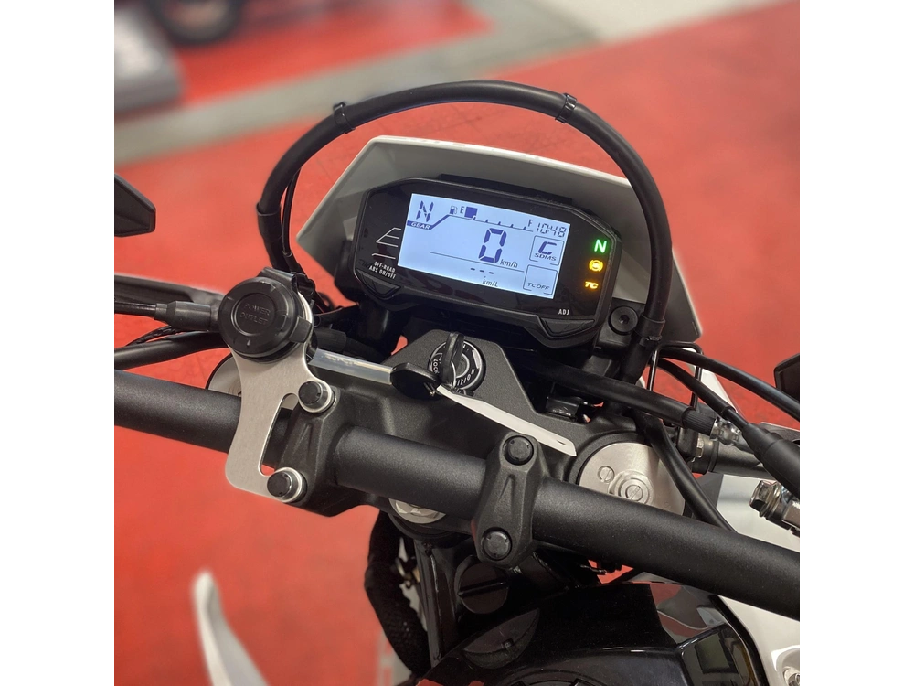 2025 Suzuki Dr-z 4sm alt