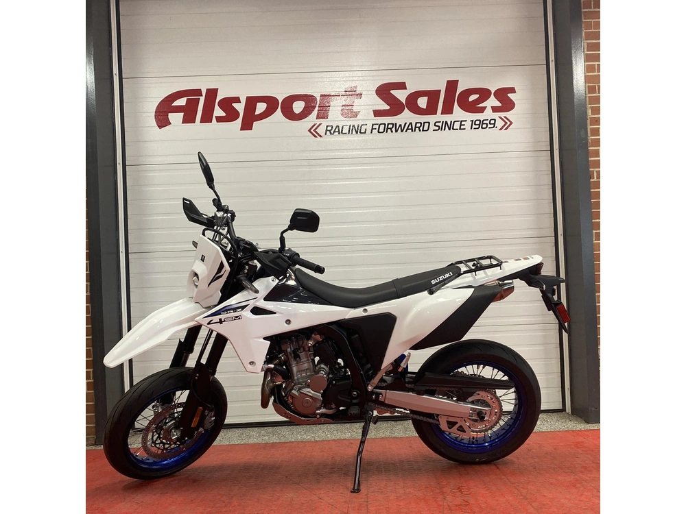 2025 Suzuki Dr-z 4sm alt