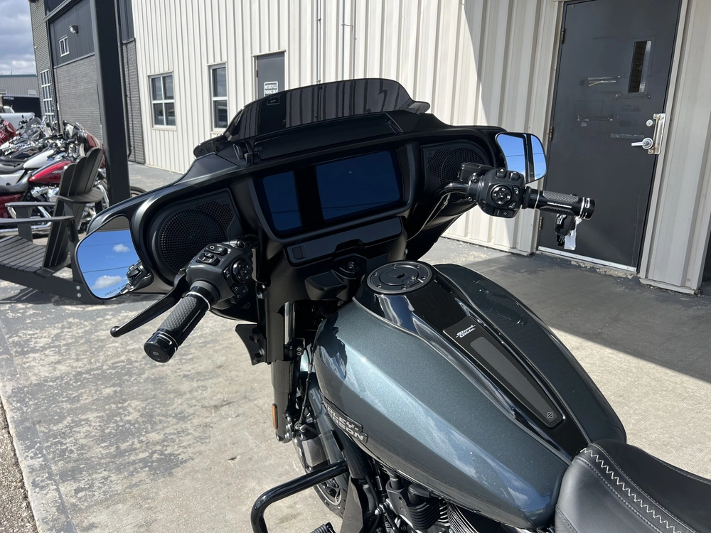 2025 Harley-davidson Street Glide alt