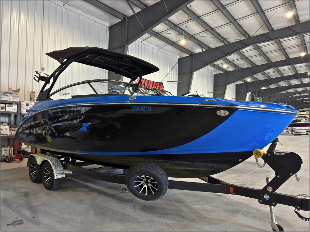 2024 Yamaha 255xd alt