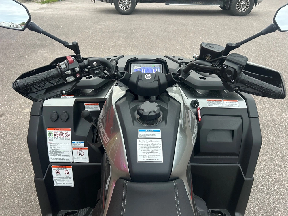 Cfmoto Cforce 600 Touring 2025 alt