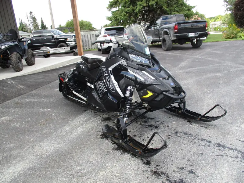 2016 Polaris axys switchback 800