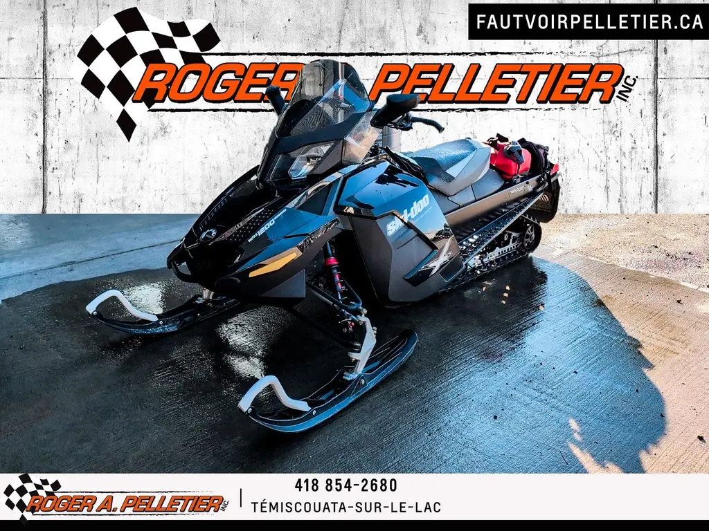 2011 Ski-Doo RENEGADE X 1200-E
