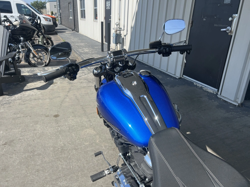 2024 Harley-davidson Breakout alt