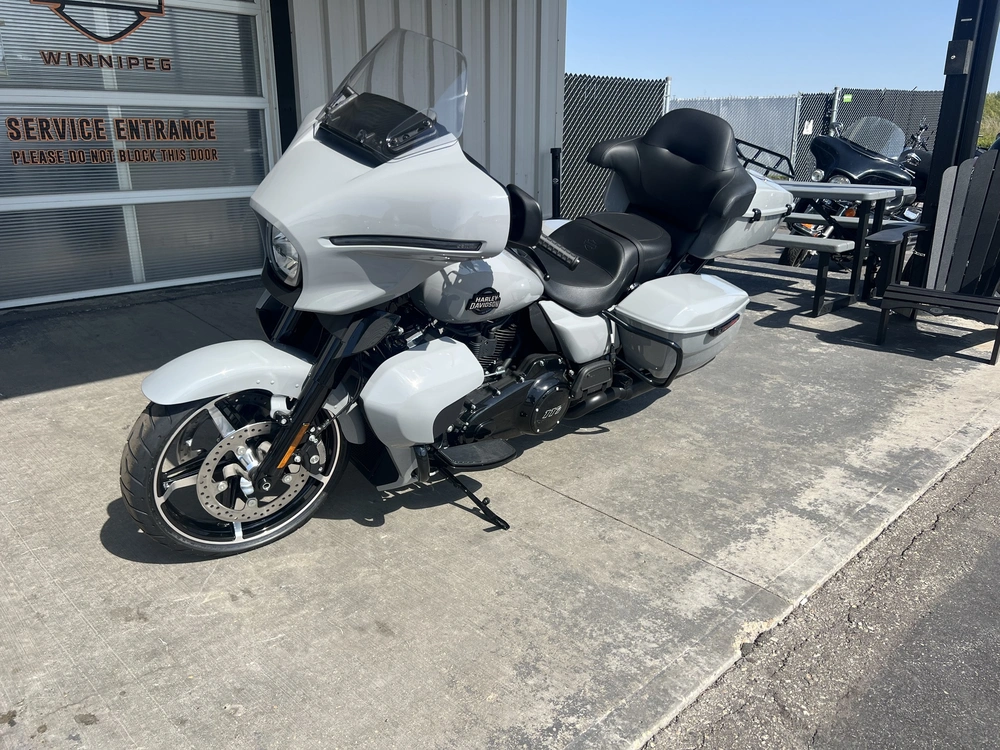 2025 Harley-davidson Street Glide Ultra alt