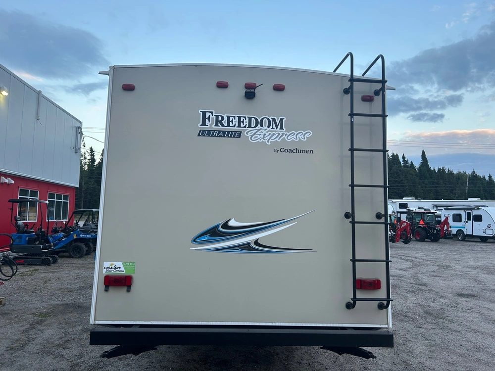 Coachmen Freedom Express 287bhds 2020 alt