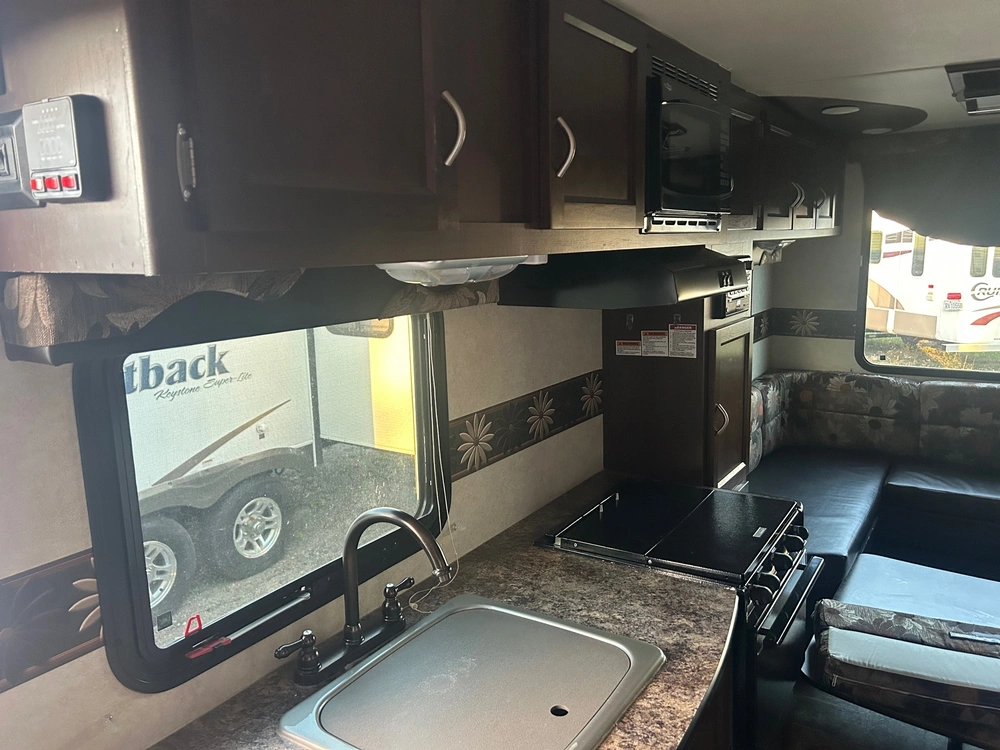 Crossroads Rv Slingshot 25r 2012 alt