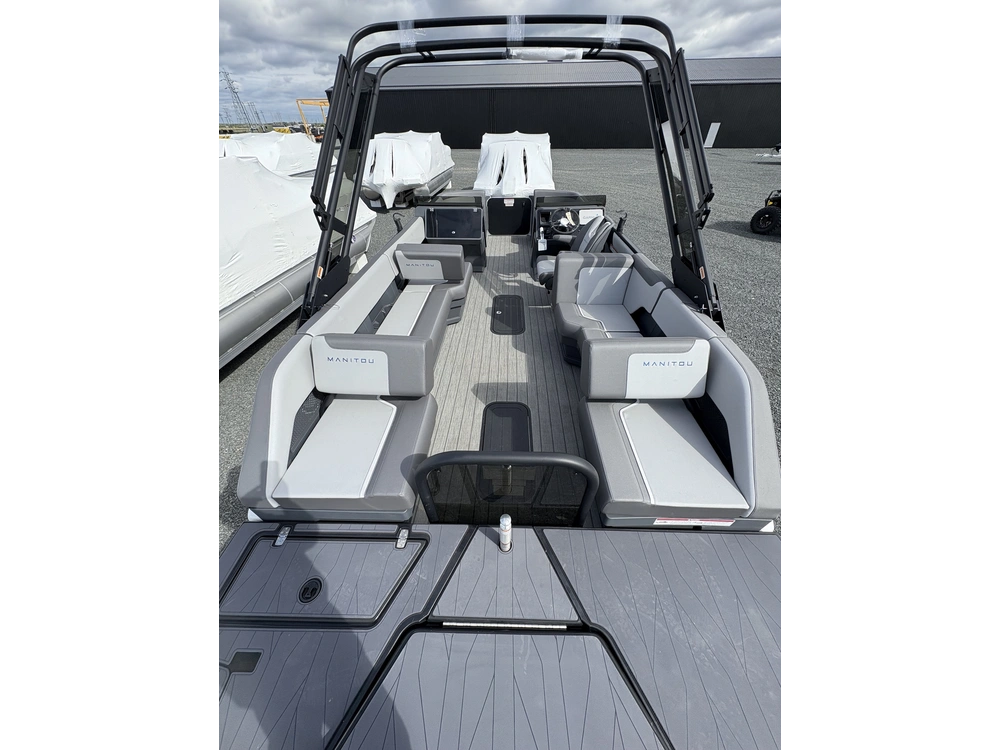 2025 Manitou Explore Switchback 22 Max Trifold Stealth alt