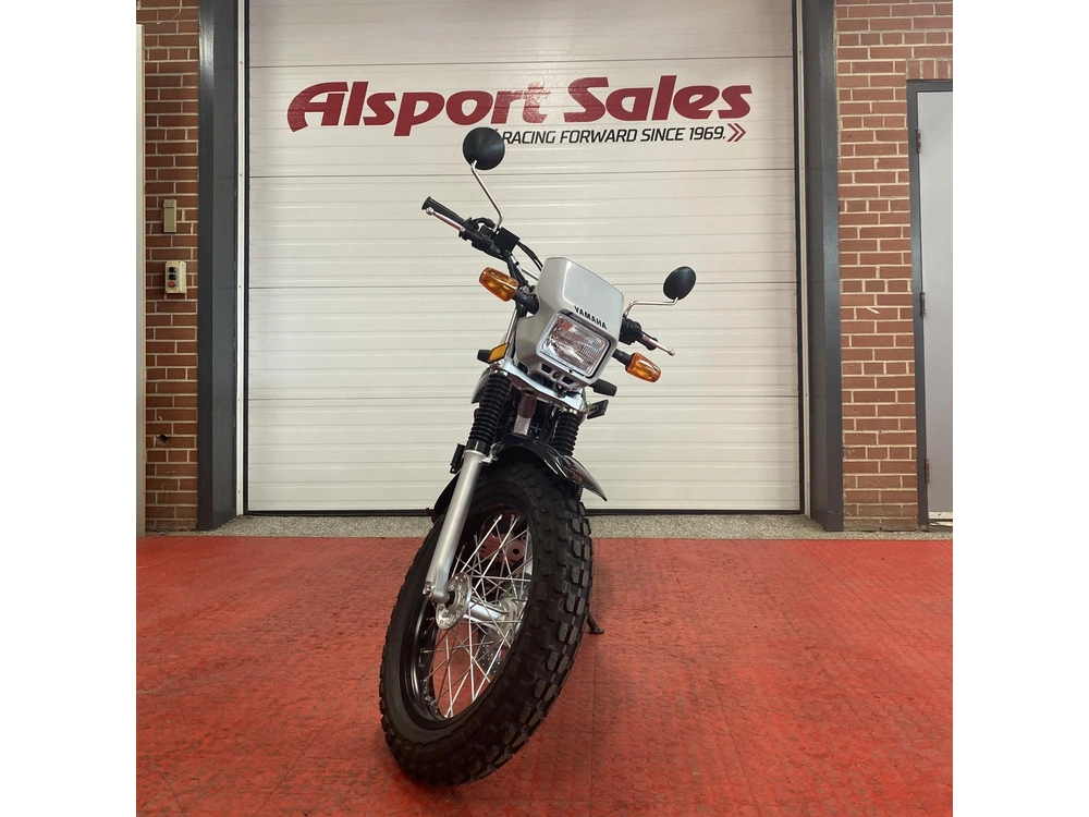 2025 Yamaha Tw200sg alt