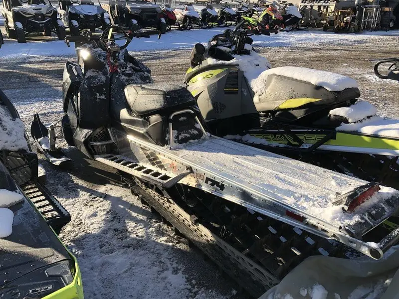 2019 Polaris 850 PRO-RMK® 174 3" SC Select