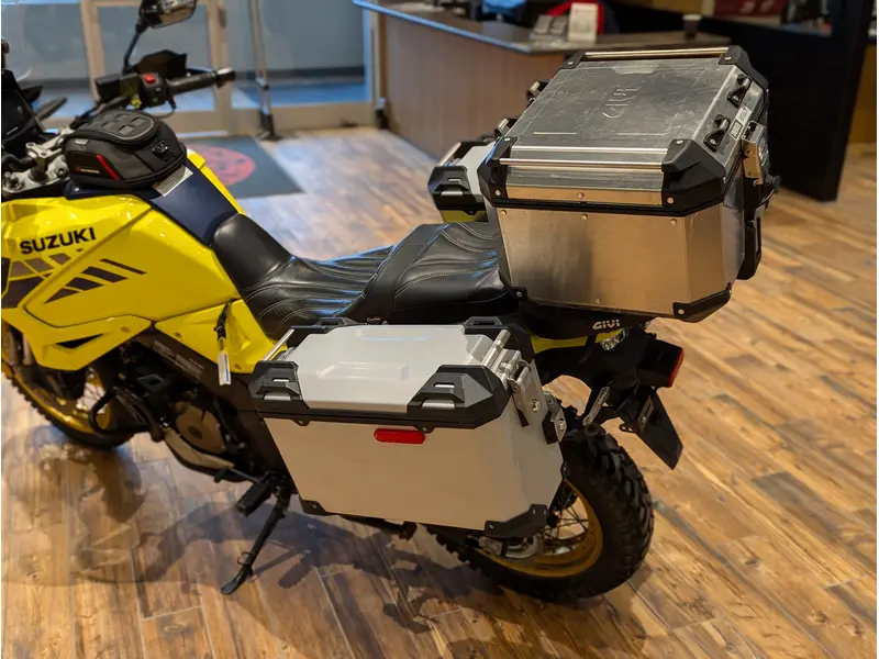 2020 Suzuki V-Strom 1050XA // Champion Yellow thumbnail 12