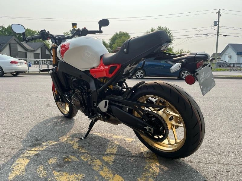 Yamaha Xsr900 2025 alt