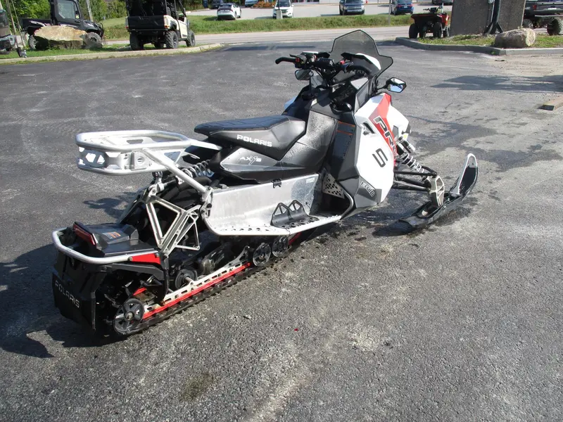 2017 Polaris axys switchback 800
