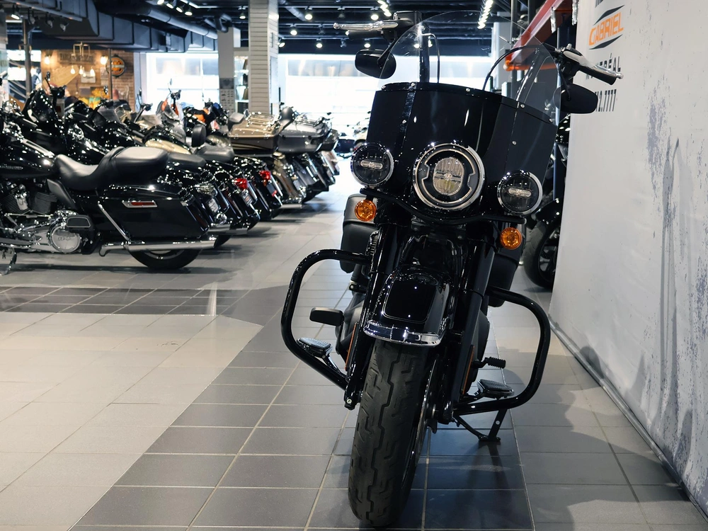 Harley-davidson Heritage Classic Flhcs 2023 alt