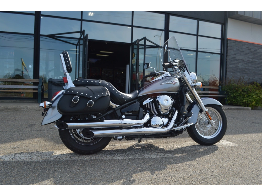 Kawasaki Vn900 Classic Lt 2025 alt