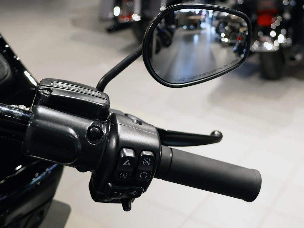 Harley-davidson Road Glide Special Fltrxs 2023 alt