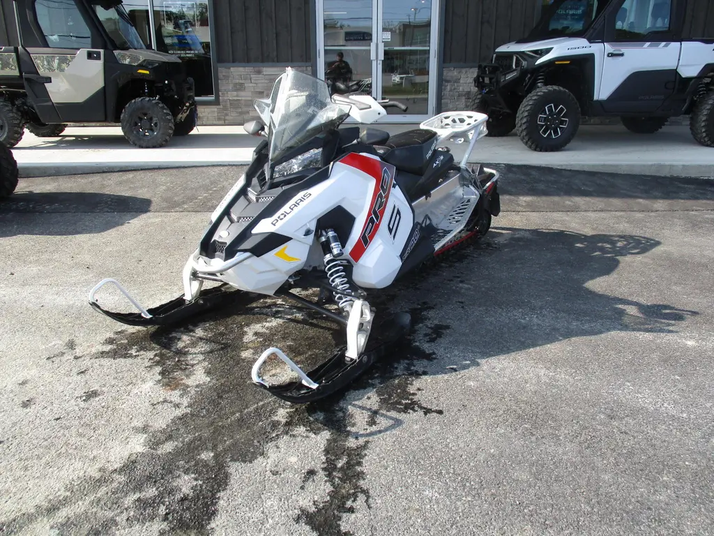 Polaris axys 2017 - switchback 800