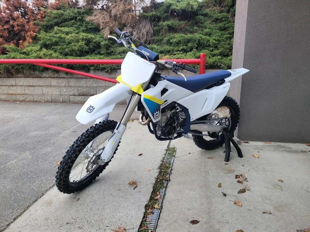 2025 Husqvarna FC 250 