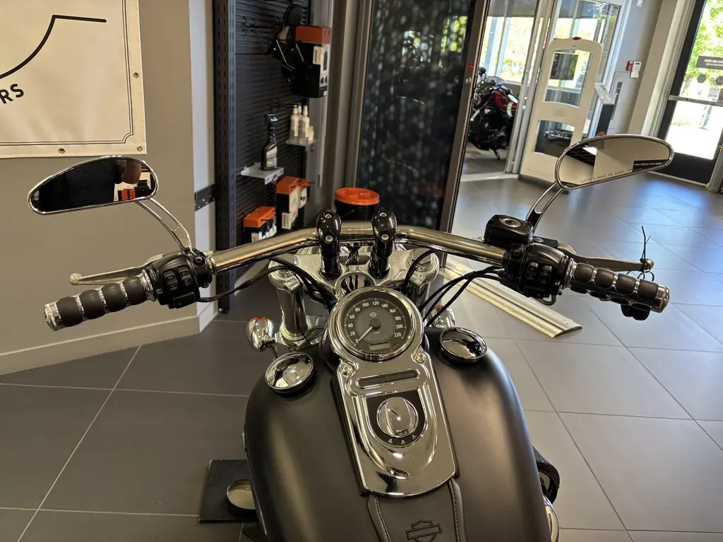 Harley-Davidson DYNA FAT BOBFXDF 2013