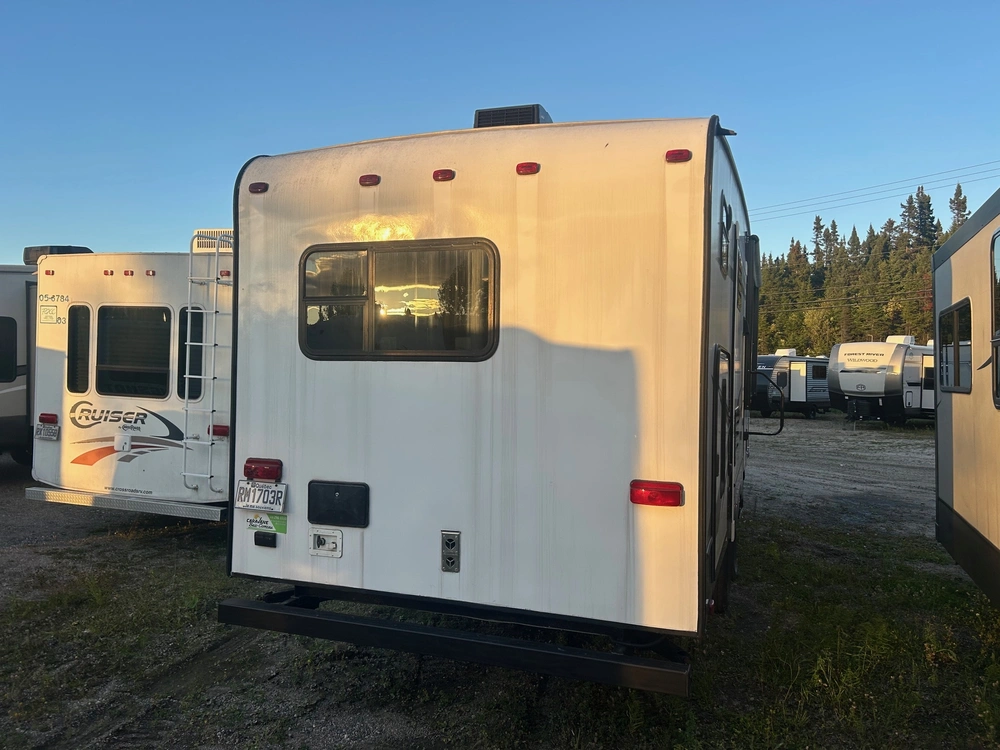 Crossroads Rv Cruiser Cfl30d 2014 alt